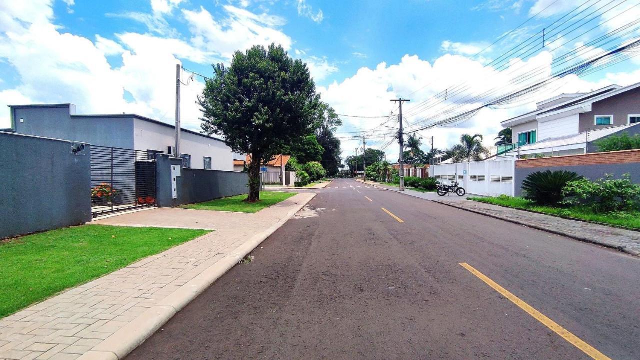 Linda Casa Bairro Tranquilo Prox Cataratas Villa Фос ду Игуасу Екстериор снимка